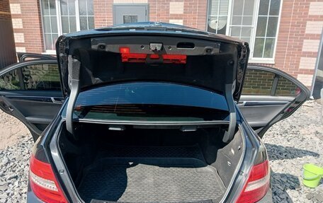 Mercedes-Benz C-Класс, 2011 год, 1 650 000 рублей, 16 фотография