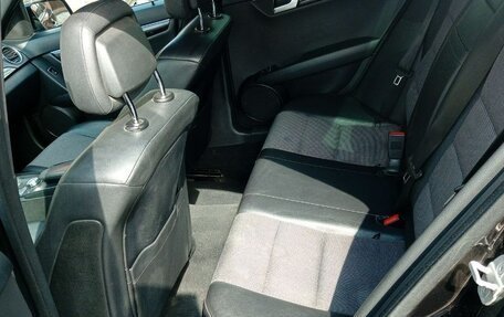 Mercedes-Benz C-Класс, 2011 год, 1 650 000 рублей, 17 фотография