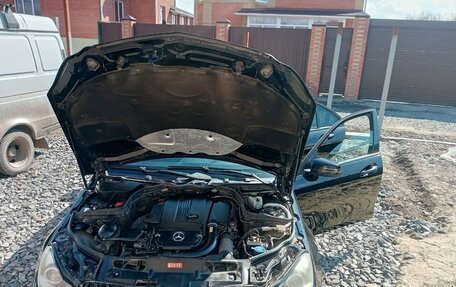 Mercedes-Benz C-Класс, 2011 год, 1 650 000 рублей, 13 фотография