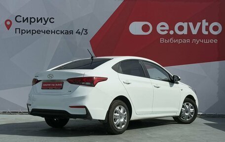 Hyundai Solaris II рестайлинг, 2018 год, 990 000 рублей, 4 фотография