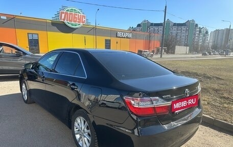 Toyota Camry, 2015 год, 1 640 000 рублей, 4 фотография