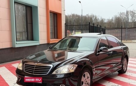 Mercedes-Benz S-Класс, 2005 год, 1 090 000 рублей, 1 фотография