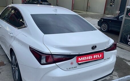 Lexus ES VII, 2018 год, 4 000 000 рублей, 2 фотография