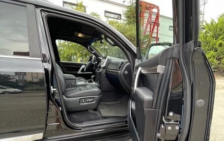 Toyota Land Cruiser 200, 2015 год, 4 960 000 рублей, 9 фотография