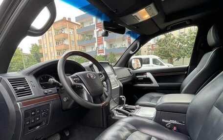 Toyota Land Cruiser 200, 2015 год, 4 960 000 рублей, 12 фотография