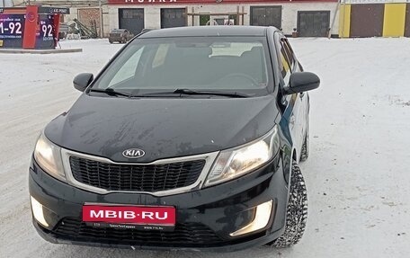 KIA Rio III рестайлинг, 2013 год, 680 000 рублей, 1 фотография
