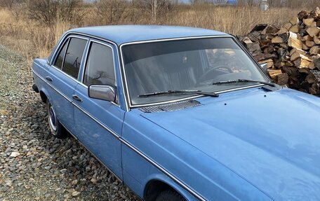 Mercedes-Benz W123, 1979 год, 250 000 рублей, 2 фотография
