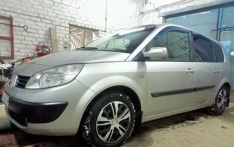 Renault Scenic III, 2005 год, 560 000 рублей, 3 фотография