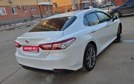 Toyota Camry, 2019 год, 2 750 000 рублей, 7 фотография