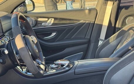 Mercedes-Benz E-Класс AMG, 2018 год, 7 950 000 рублей, 14 фотография