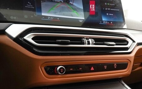 BMW 3 серия, 2023 год, 8 403 000 рублей, 27 фотография