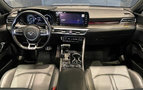 KIA K5, 2020 год, 2 600 000 рублей, 17 фотография