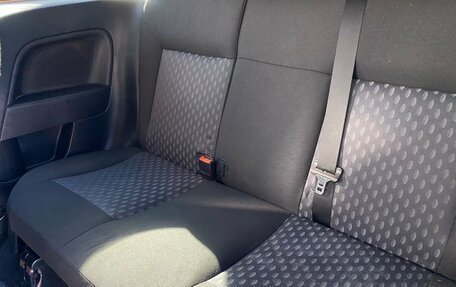 Ford Fiesta, 2004 год, 399 000 рублей, 11 фотография