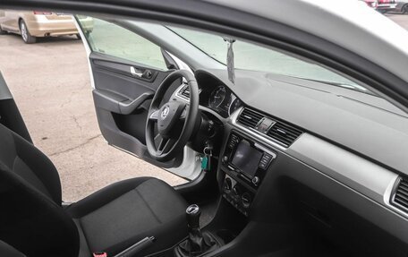 Skoda Rapid I, 2019 год, 1 450 000 рублей, 7 фотография