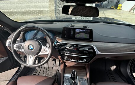 BMW 5 серия, 2018 год, 4 950 000 рублей, 23 фотография