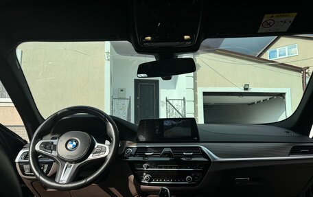 BMW 5 серия, 2018 год, 4 950 000 рублей, 24 фотография