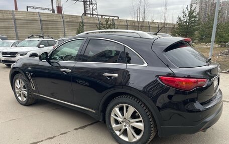 Infiniti QX70, 2014 год, 2 350 000 рублей, 3 фотография