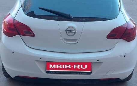 Opel Astra J, 2012 год, 550 000 рублей, 4 фотография