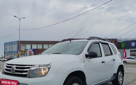 Renault Duster I рестайлинг, 2014 год, 910 000 рублей, 3 фотография