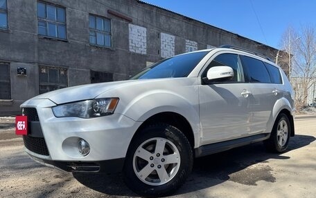 Mitsubishi Outlander III рестайлинг 3, 2012 год, 1 500 000 рублей, 1 фотография