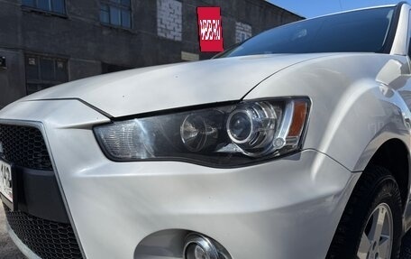 Mitsubishi Outlander III рестайлинг 3, 2012 год, 1 500 000 рублей, 4 фотография