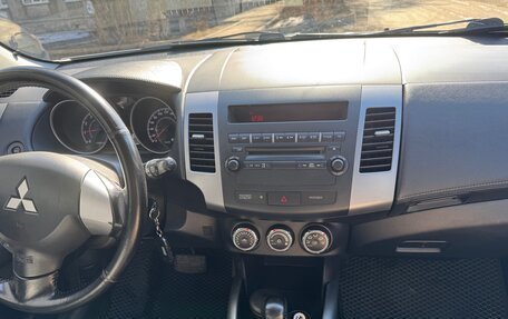 Mitsubishi Outlander III рестайлинг 3, 2012 год, 1 500 000 рублей, 18 фотография