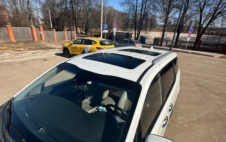 KIA Carnival III, 2017 год, 3 000 000 рублей, 8 фотография