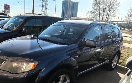 Mitsubishi Outlander III рестайлинг 3, 2008 год, 1 200 000 рублей, 3 фотография