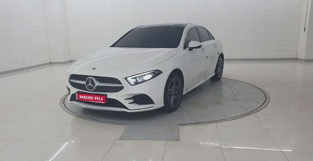Mercedes-Benz A-Класс, 2021 год, 3 038 100 рублей, 1 фотография