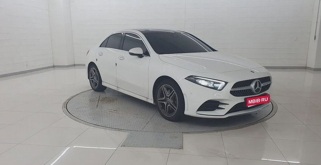 Mercedes-Benz A-Класс, 2021 год, 3 038 100 рублей, 3 фотография