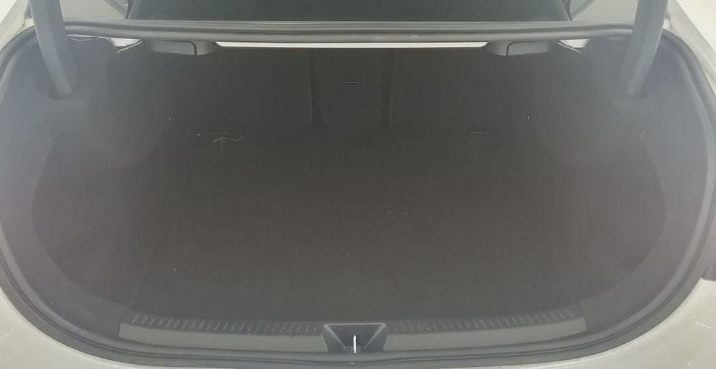 Mercedes-Benz A-Класс, 2021 год, 3 038 100 рублей, 19 фотография