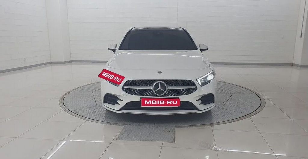 Mercedes-Benz A-Класс, 2021 год, 3 038 100 рублей, 2 фотография