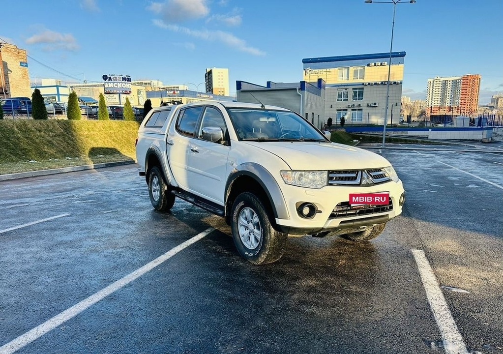 Mitsubishi L200 IV рестайлинг, 2014 год, 1 450 000 рублей, 2 фотография