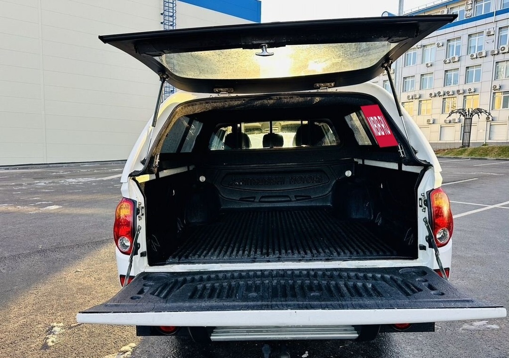 Mitsubishi L200 IV рестайлинг, 2014 год, 1 450 000 рублей, 7 фотография