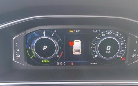 Volkswagen Tiguan II, 2024 год, 2 910 000 рублей, 5 фотография
