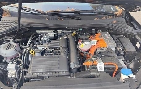 Volkswagen Tiguan II, 2024 год, 2 910 000 рублей, 15 фотография
