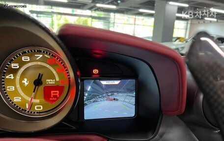 Ferrari F8, 2021 год, 35 572 000 рублей, 11 фотография