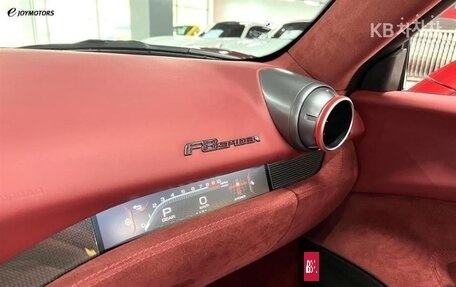 Ferrari F8, 2021 год, 35 572 000 рублей, 15 фотография