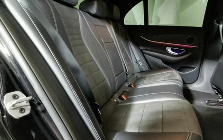 Mercedes-Benz E-Класс, 2021 год, 3 325 000 рублей, 12 фотография