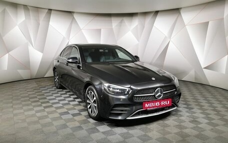 Mercedes-Benz E-Класс, 2021 год, 3 325 000 рублей, 3 фотография