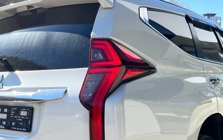 Mitsubishi Pajero Sport III рестайлинг, 2021 год, 4 290 000 рублей, 9 фотография