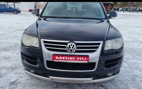 Volkswagen Touareg III, 2008 год, 850 000 рублей, 2 фотография