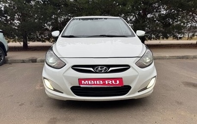 Hyundai Solaris II рестайлинг, 2013 год, 740 000 рублей, 1 фотография