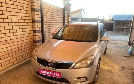 KIA cee'd I рестайлинг, 2011 год, 900 000 рублей, 1 фотография