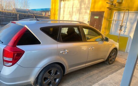 KIA cee'd I рестайлинг, 2011 год, 900 000 рублей, 2 фотография