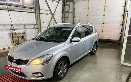 KIA cee'd I рестайлинг, 2011 год, 900 000 рублей, 6 фотография