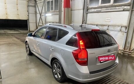 KIA cee'd I рестайлинг, 2011 год, 900 000 рублей, 8 фотография