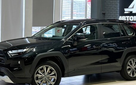 Toyota RAV4, 2024 год, 3 867 000 рублей, 2 фотография