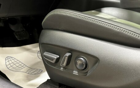 Toyota RAV4, 2024 год, 3 867 000 рублей, 19 фотография