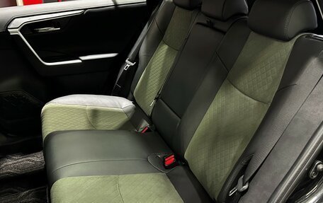 Toyota RAV4, 2024 год, 3 867 000 рублей, 13 фотография